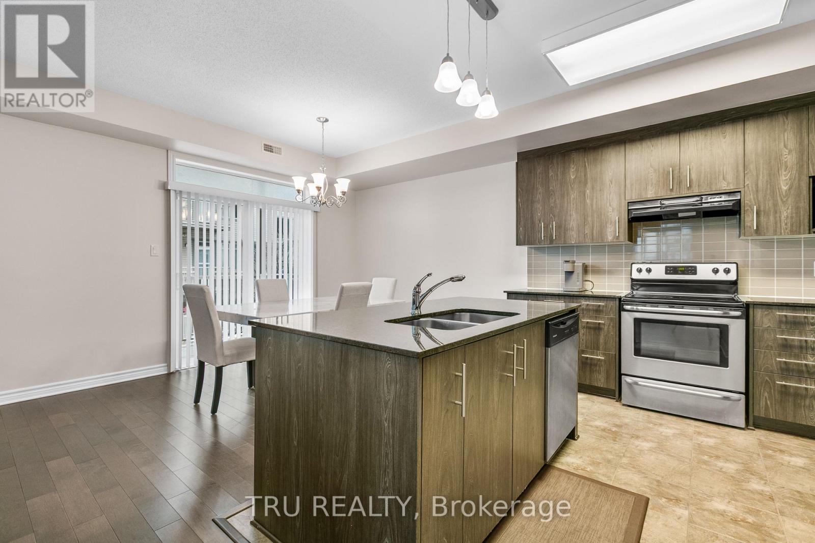 28 Tadley Private, Ottawa, Ontario  K2J 2T3 - Photo 18 - X12931272