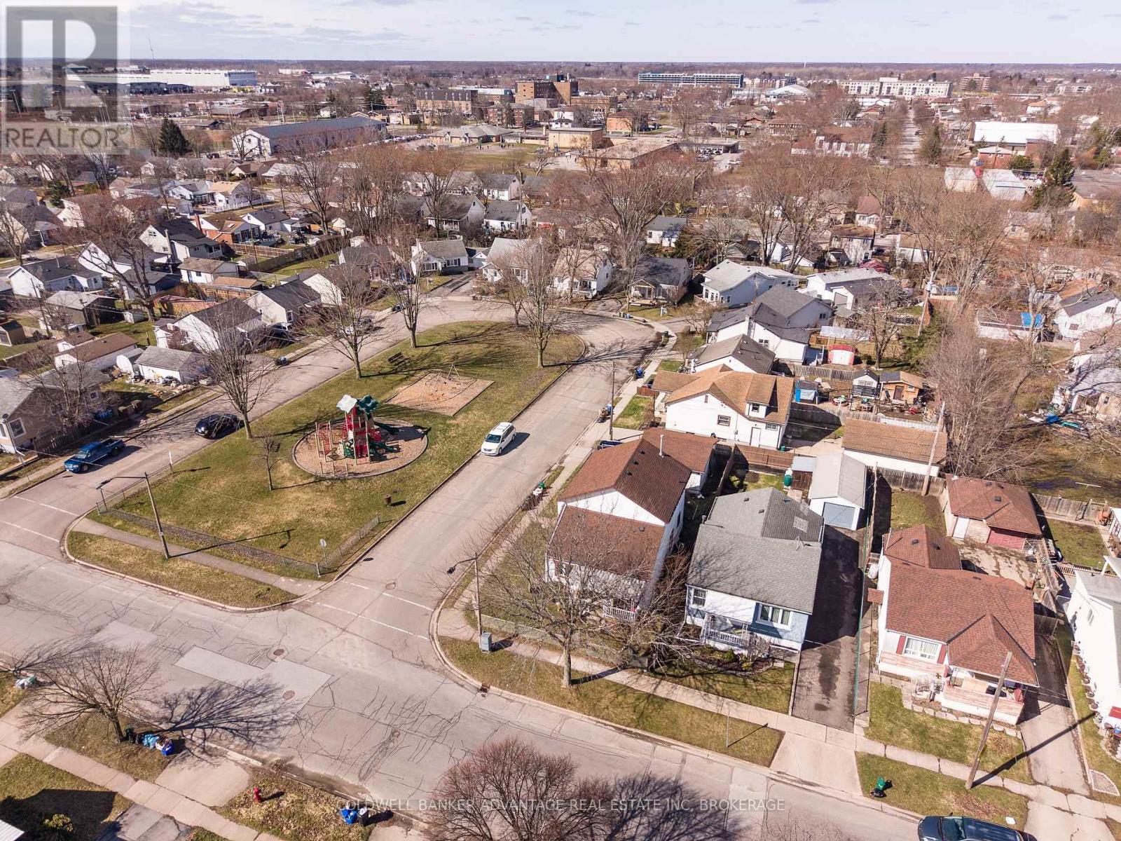 79 Dunkirk Road, Welland, Ontario  L3B 2N7 - Photo 41 - X12931290