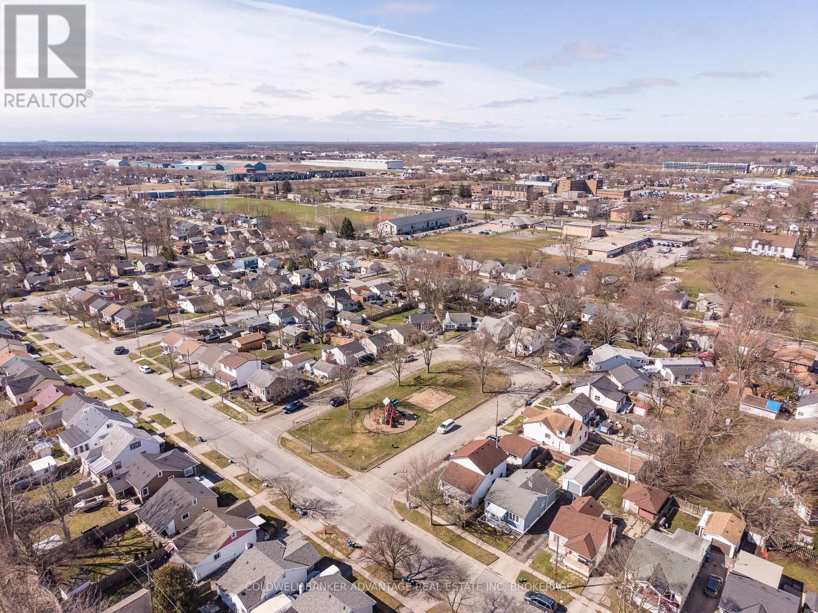 79 Dunkirk Road, Welland, Ontario  L3B 2N7 - Photo 45 - X12931290