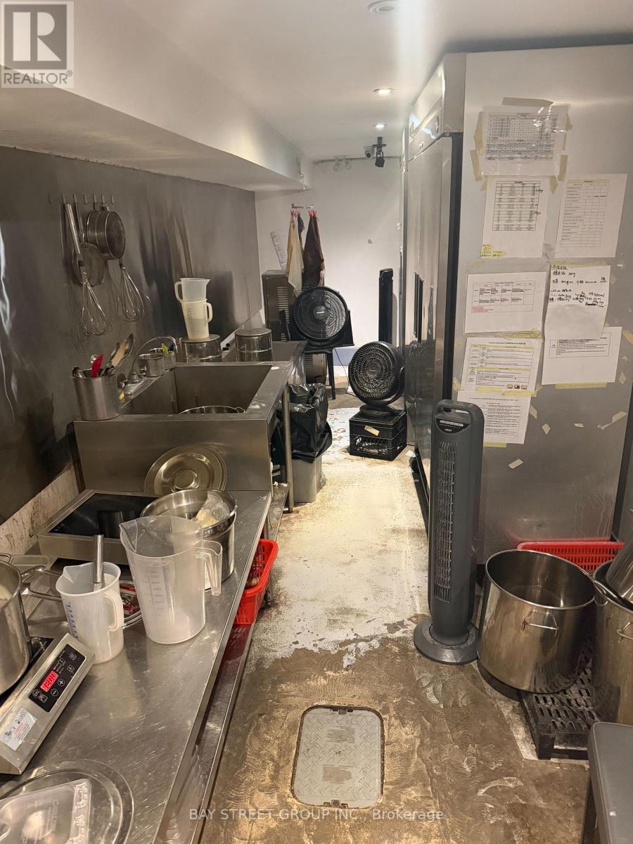 5315 Yonge Street, Toronto, Ontario  M2N 5R4 - Photo 11 - C12931288