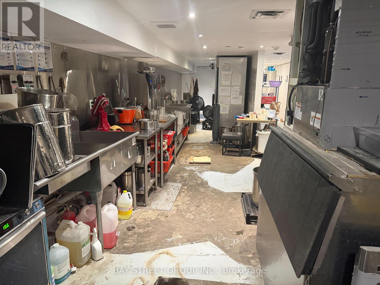 5315 Yonge Street, Toronto, Ontario  M2N 5R4 - Photo 17 - C12931288