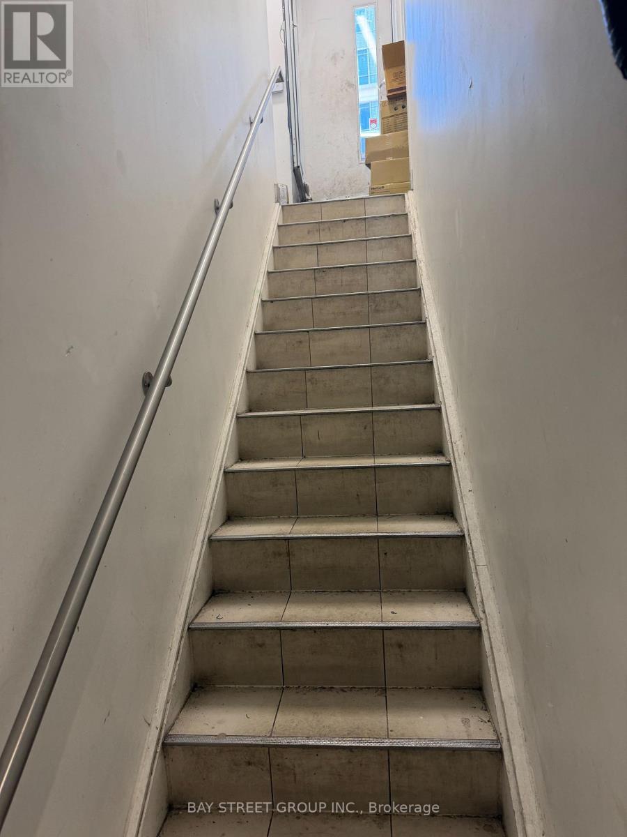 5315 Yonge Street, Toronto, Ontario  M2N 5R4 - Photo 19 - C12931288