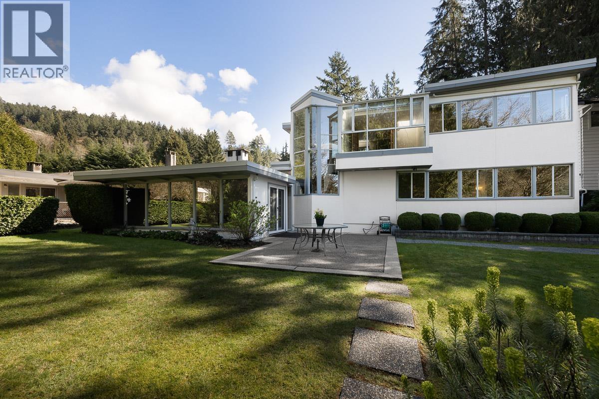 5735 Bluebell Drive, West Vancouver, British Columbia V7W 1T2 - Photo 30 - R3104470