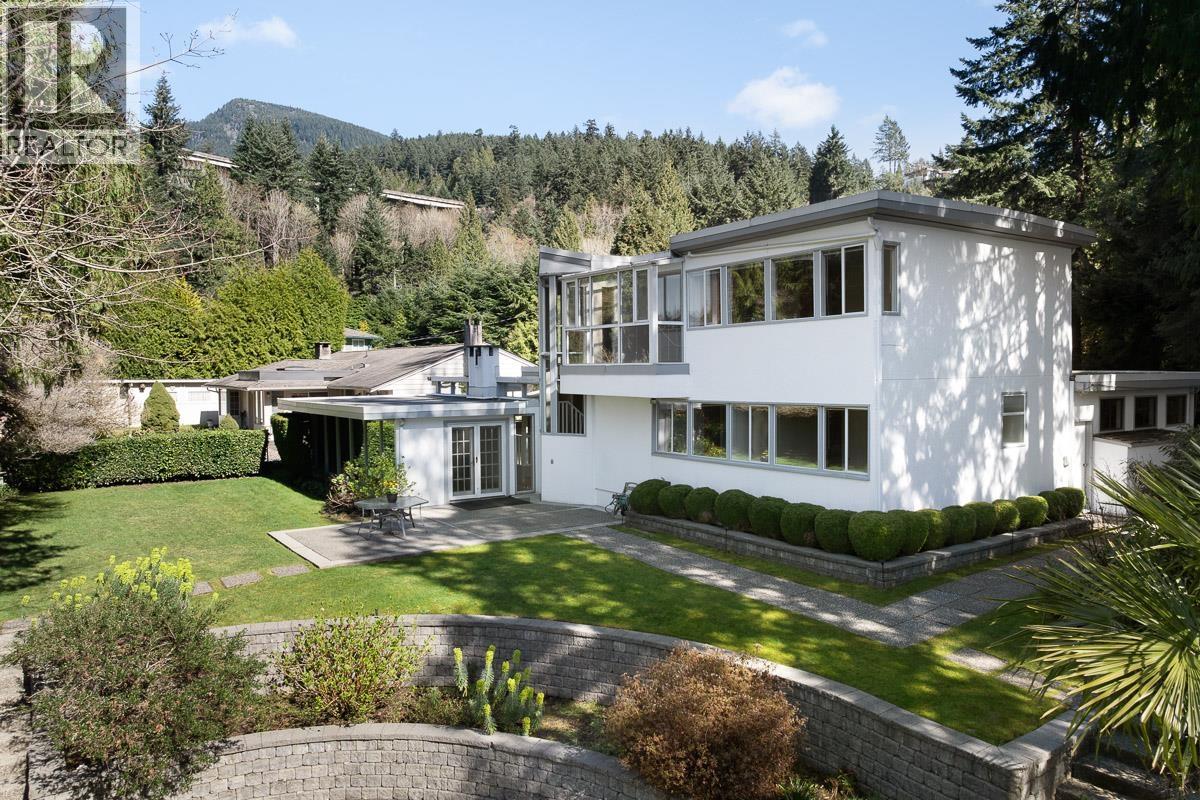 5735 Bluebell Drive, West Vancouver, British Columbia V7W 1T2 - Photo 32 - R3104470