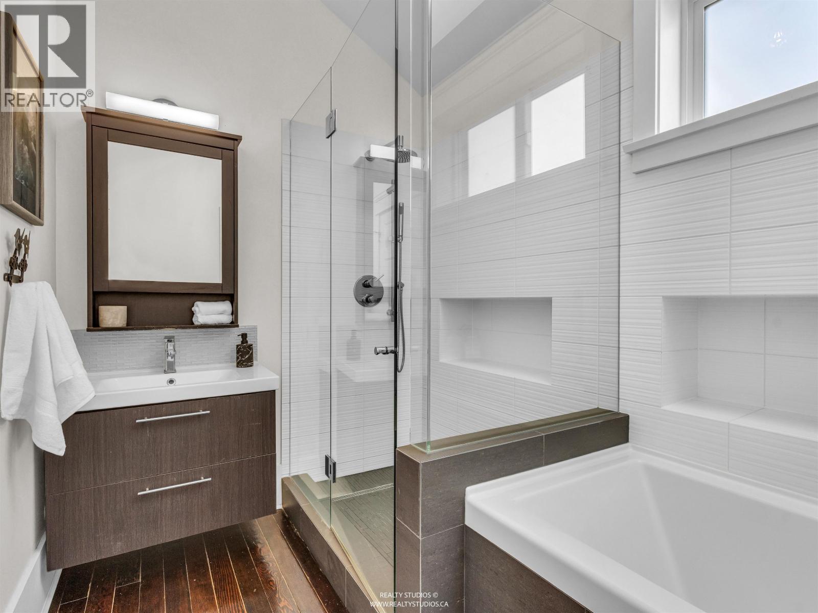 4446 Quebec Street, Vancouver, British Columbia  V5V 3L7 - Photo 16 - R3104473