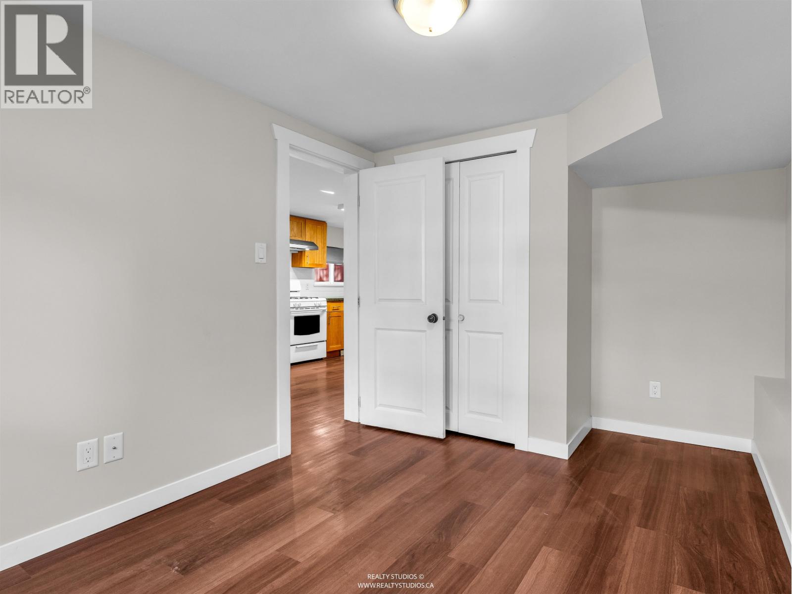 4446 Quebec Street, Vancouver, British Columbia  V5V 3L7 - Photo 32 - R3104473