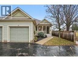 50 MIDLAND Drive Unit# 17, Kitchener, Ontario