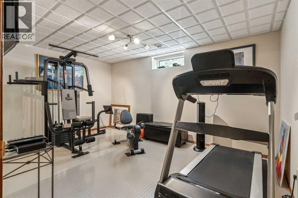 9948 Patton Road Sw, Calgary, Alberta  T2V 5G1 - Photo 17 - A2290556