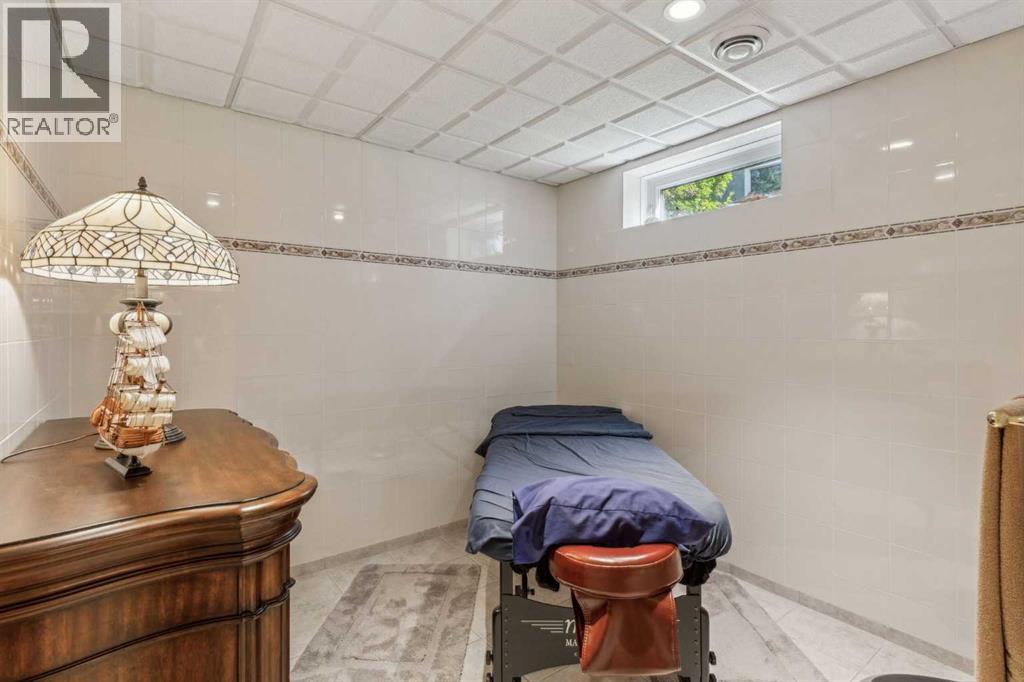 9948 Patton Road Sw, Calgary, Alberta  T2V 5G1 - Photo 18 - A2290556