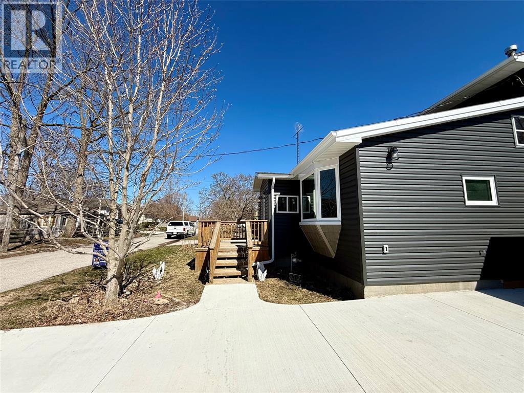 1962 Franklin Avenue, Sarnia, Ontario  N0N 1C0 - Photo 5 - 26006417