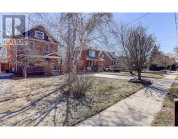 8243 KIPLING AVENUE, Vaughan, Ontario