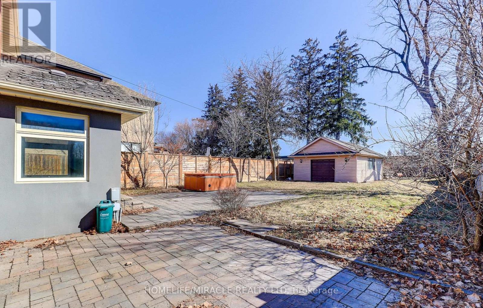 8243 Kipling Avenue, Vaughan, Ontario  L4L 2A5 - Photo 25 - N12929498