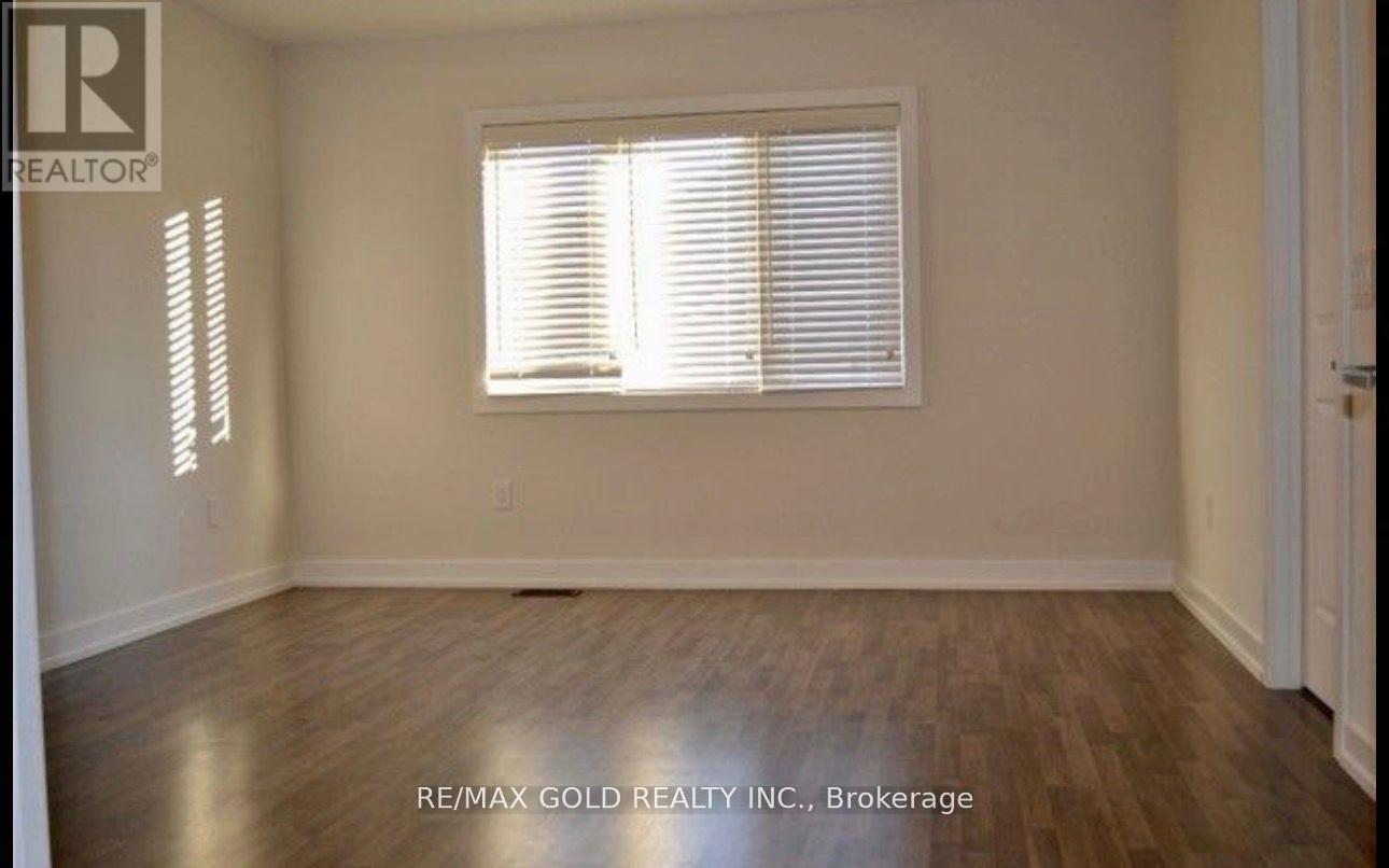 33 Villadowns Trail, Brampton, Ontario L6R 3V6 - Photo 12 - W12931282