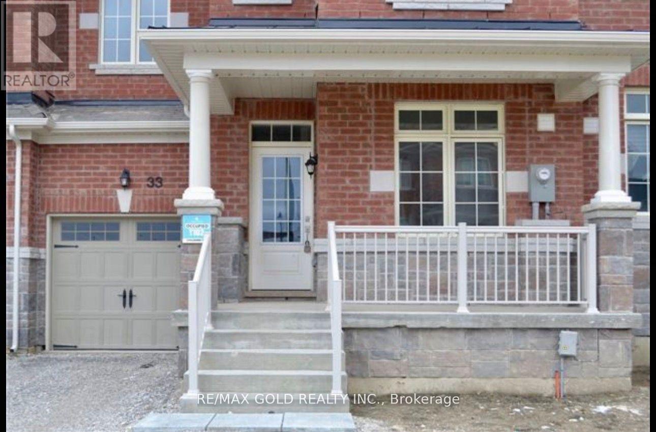 33 Villadowns Trail, Brampton, Ontario L6R 3V6 - Photo 2 - W12931282