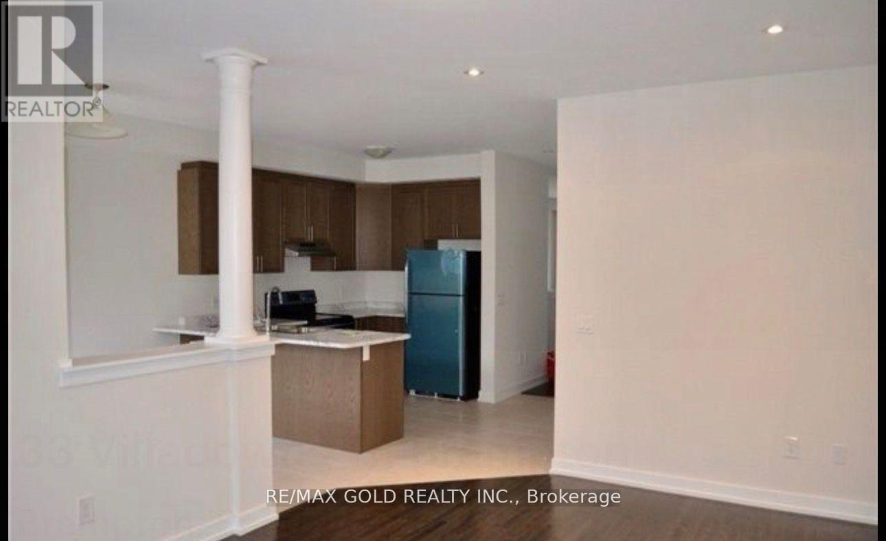 33 Villadowns Trail, Brampton, Ontario L6R 3V6 - Photo 6 - W12931282