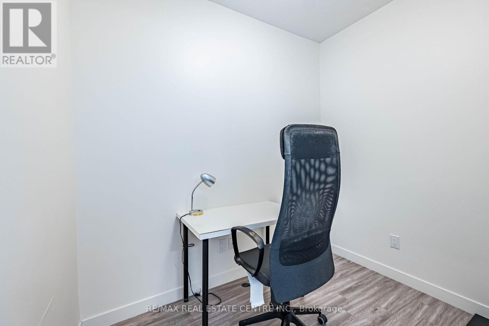 1007 - 128 King Street N, Waterloo, Ontario N2J 2X9 - Photo 20 - X12931268