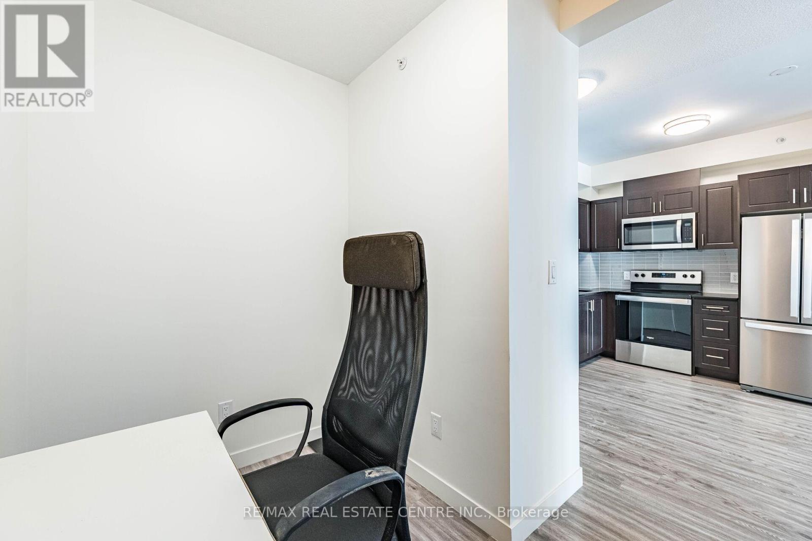 1007 - 128 King Street N, Waterloo, Ontario N2J 2X9 - Photo 21 - X12931268