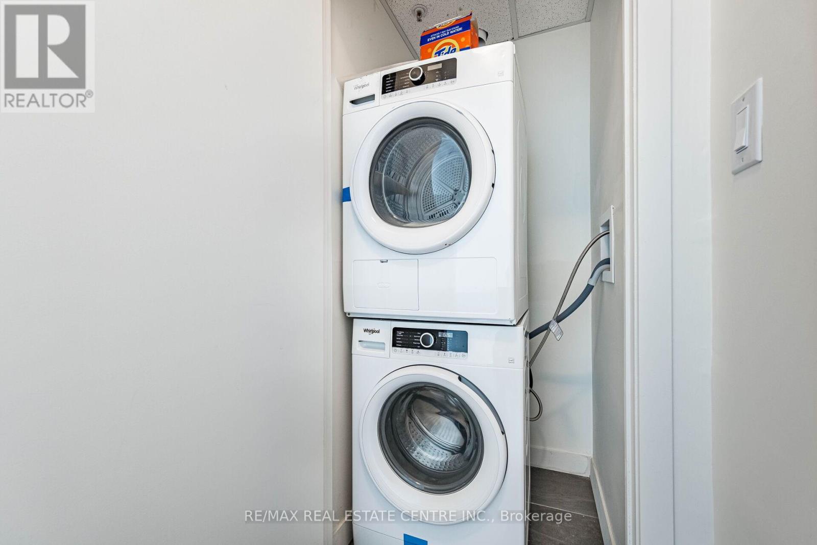 1007 - 128 King Street N, Waterloo, Ontario N2J 2X9 - Photo 37 - X12931268