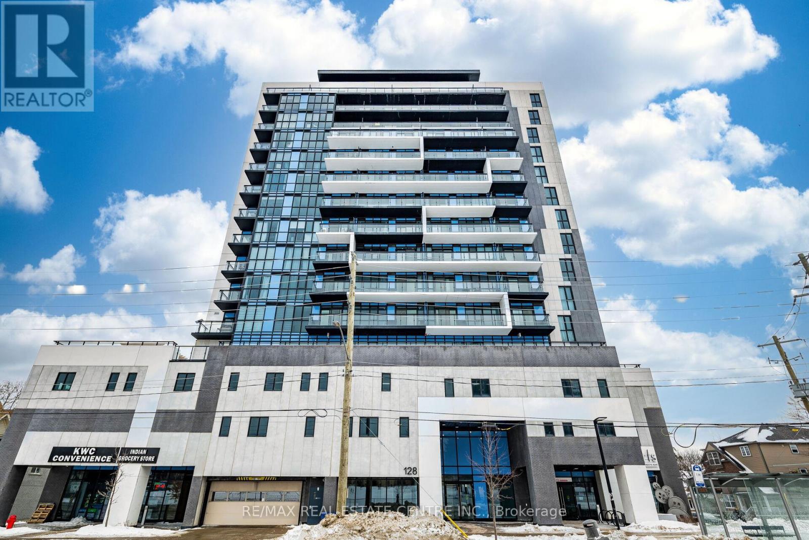 1007 - 128 King Street N, Waterloo, Ontario N2J 2X9 - Photo 4 - X12931268