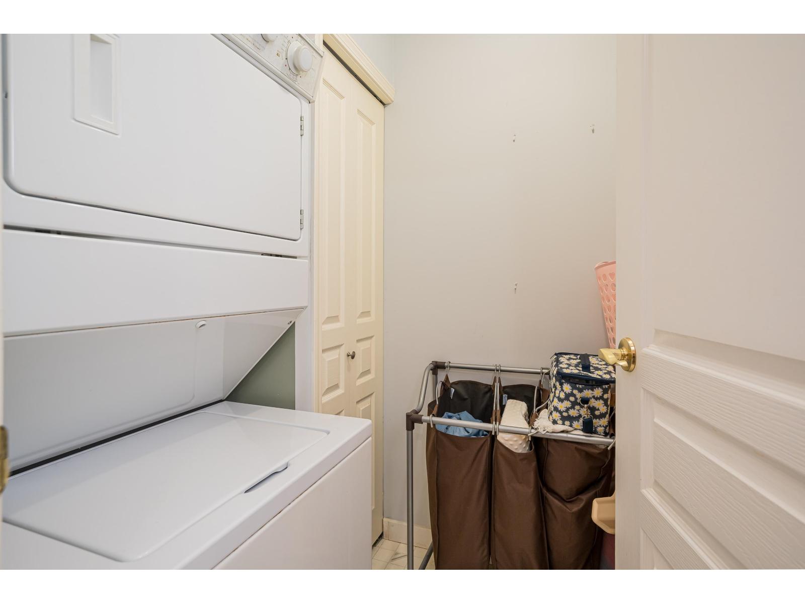 114 10320 156 Street, Surrey, British Columbia  V3W 0W8 - Photo 15 - R3098003