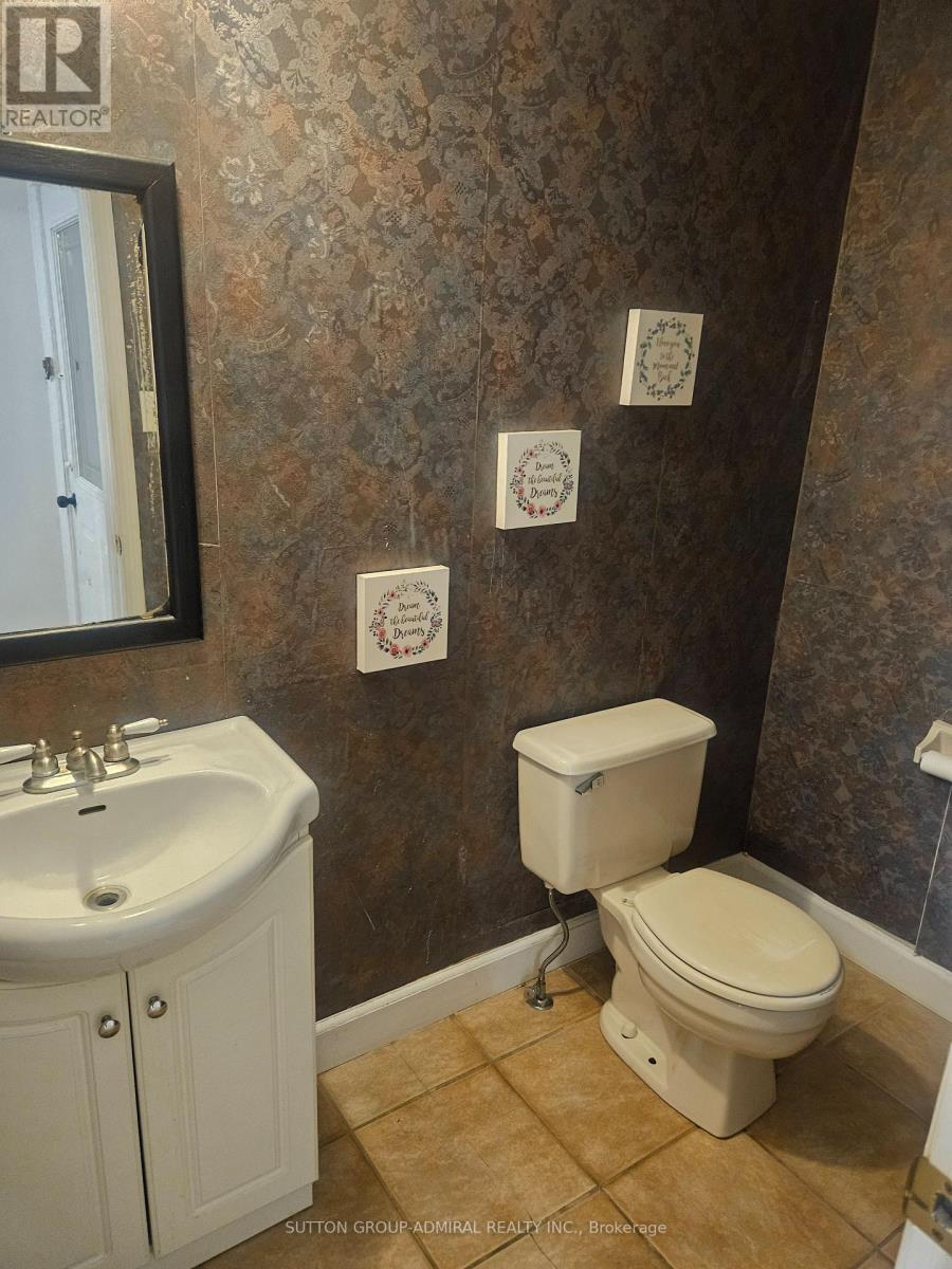 32 Magani Drive, Bradford West Gwillimbury, Ontario  L3Z 2S7 - Photo 11 - N12796652