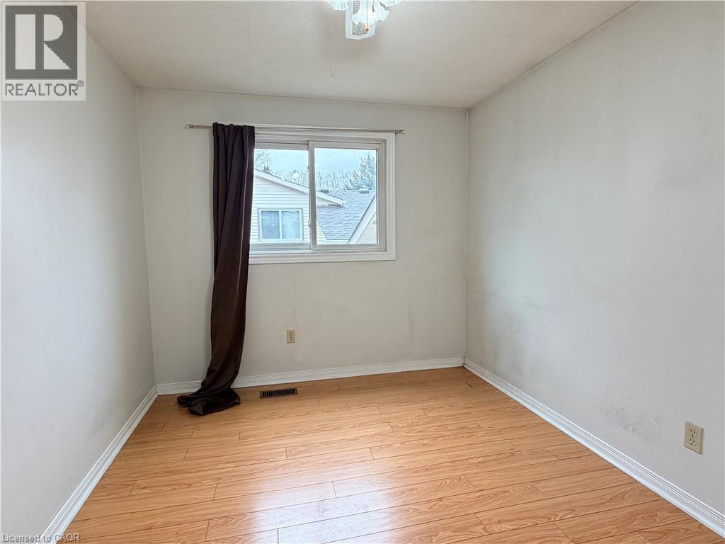 259 Camille Crescent, Waterloo, Ontario  N2K 3B8 - Photo 11 - 40815823