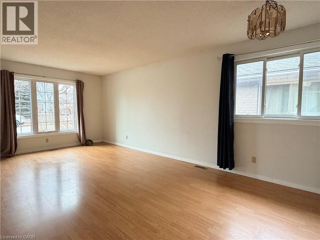 259 Camille Crescent, Waterloo, Ontario  N2K 3B8 - Photo 9 - 40815823