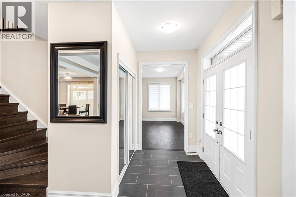 70 Fleming Crescent, Caledonia, Ontario  N3W 0C1 - Photo 5 - 40814591