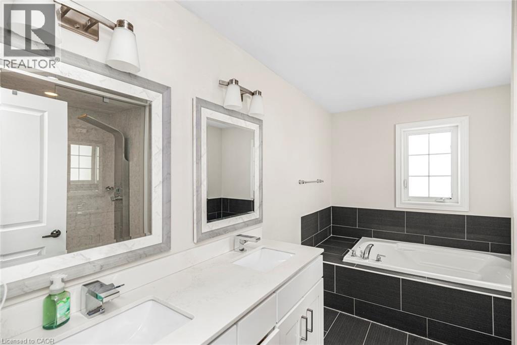 70 Fleming Crescent, Caledonia, Ontario  N3W 0C1 - Photo 37 - 40814591