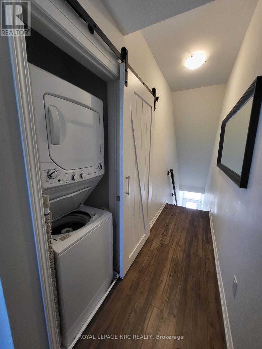 12 - 5014 Serena Drive, Lincoln, Ontario  L3J 0T2 - Photo 11 - X12931310