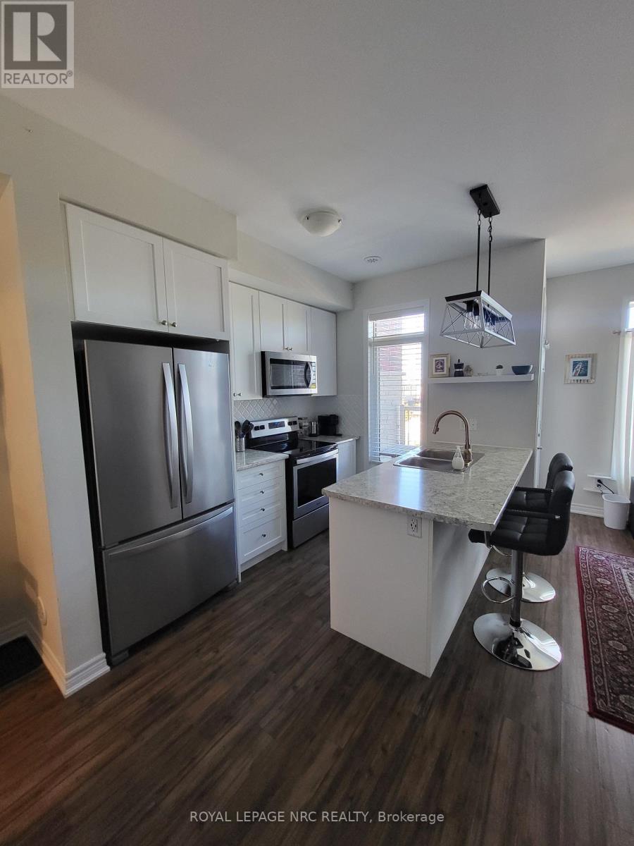 12 - 5014 Serena Drive, Lincoln, Ontario  L3J 0T2 - Photo 4 - X12931310