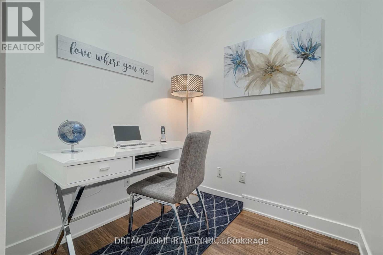 3810 - 120 Homewood Avenue, Toronto, Ontario  M4Y 2J3 - Photo 9 - C12931366