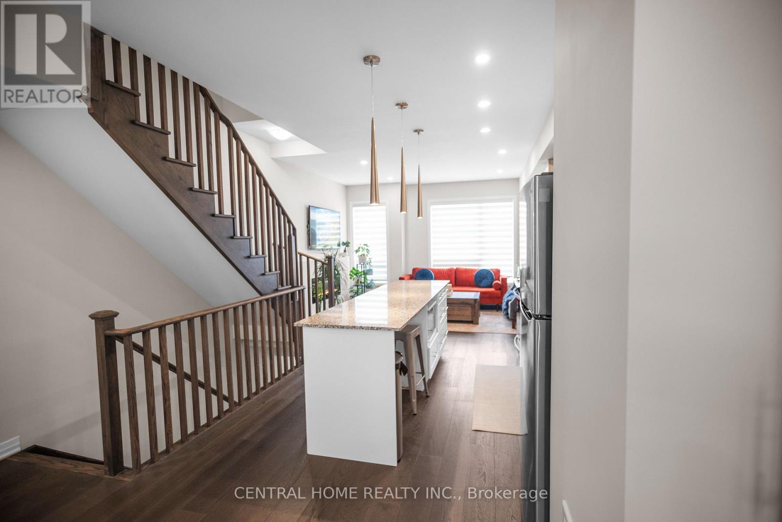 1625 Pleasure Valley Path N, Oshawa, Ontario  L1G 0E3 - Photo 4 - E12931306