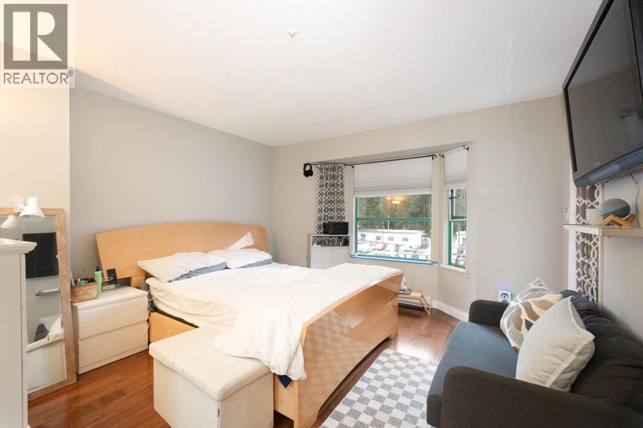 108e 3081 Glen Drive, Coquitlam, British Columbia  V3B 2P8 - Photo 15 - R3073479