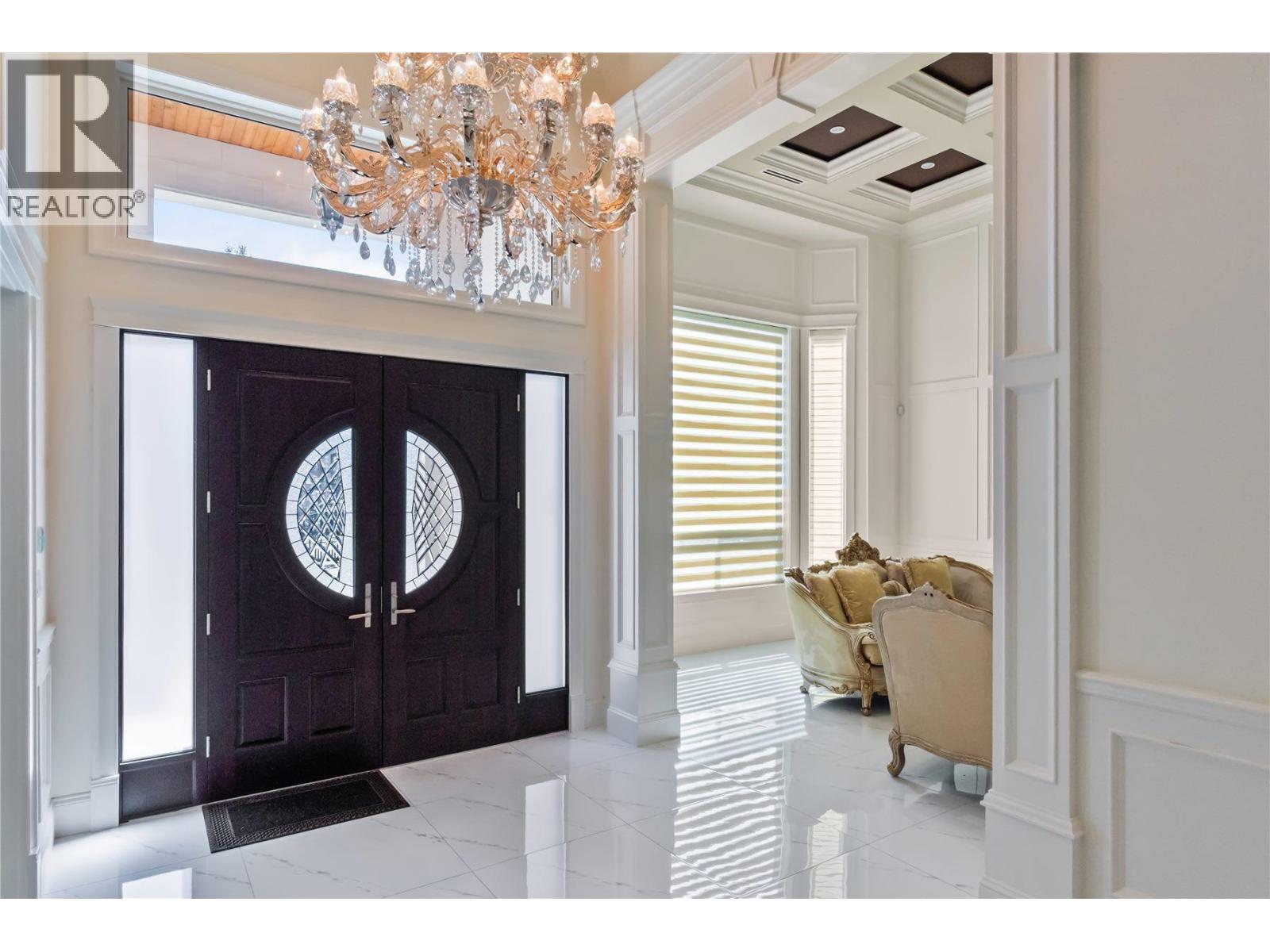 8371 Mowbray Road, Richmond, British Columbia  V7A 2B8 - Photo 2 - R3104321