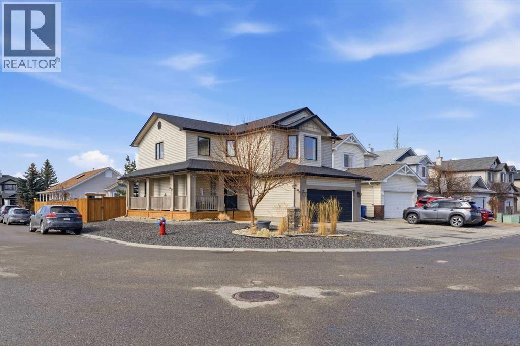 750 Cimarron Close, Okotoks, Alberta  T1X 1S4 - Photo 3 - A2295311