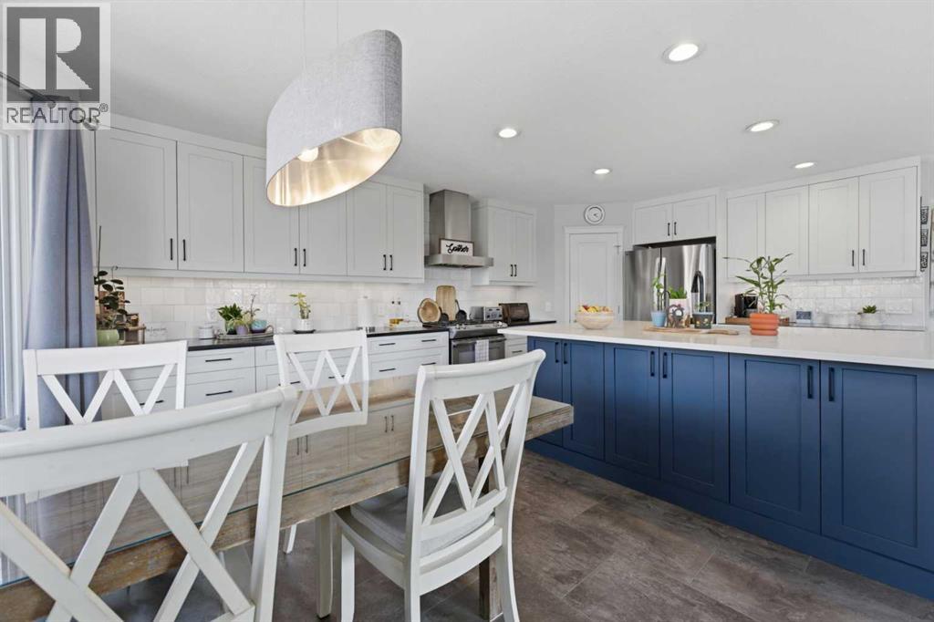 750 Cimarron Close, Okotoks, Alberta  T1X 1S4 - Photo 17 - A2295311