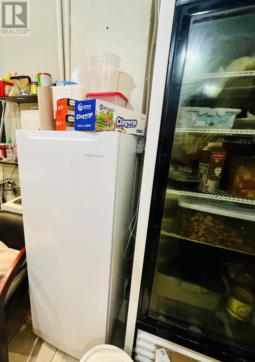 299 - 7181 Yonge Street, Markham, Ontario  L3T 0C7 - Photo 10 - N12931348