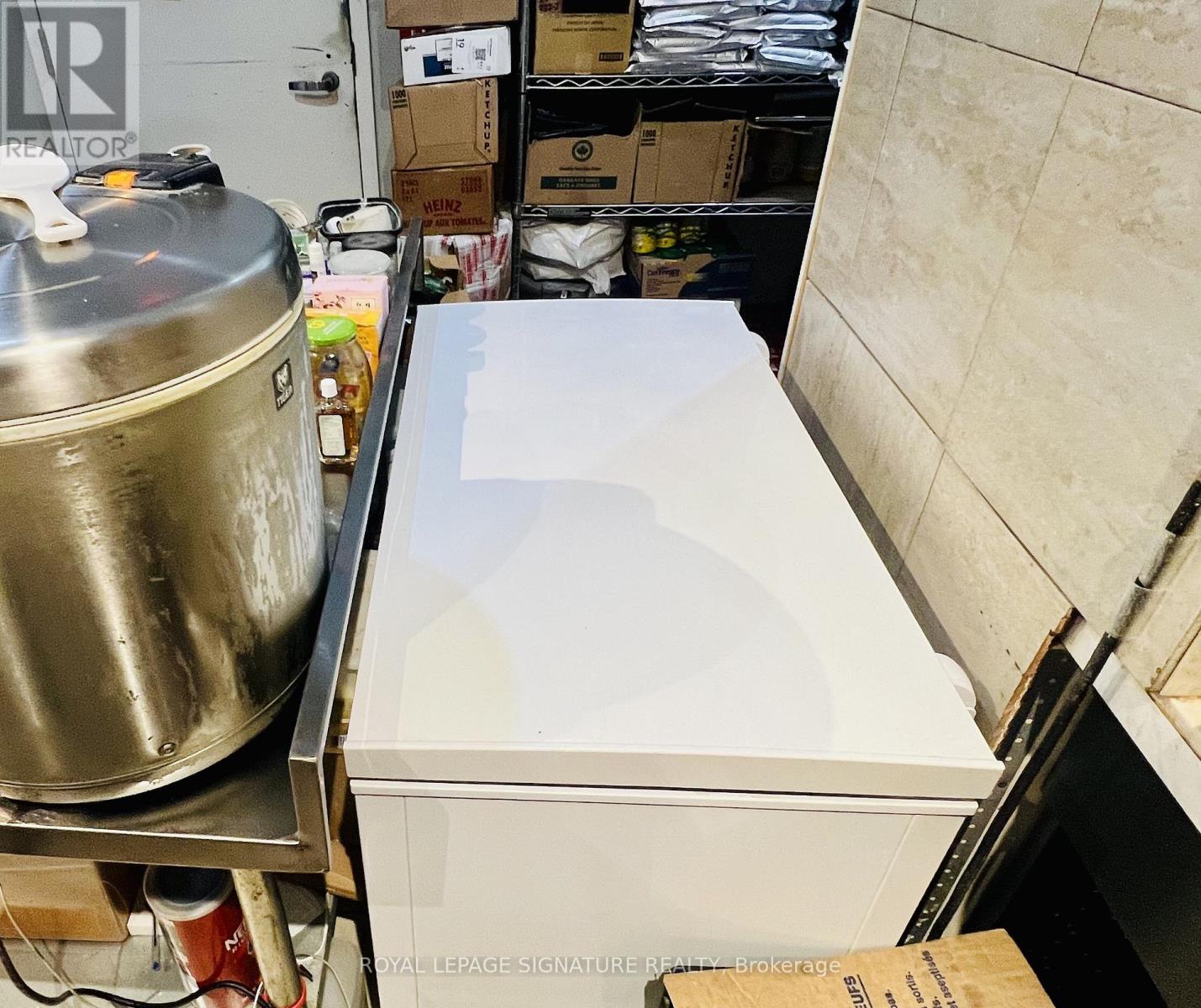 299 - 7181 Yonge Street, Markham, Ontario  L3T 0C7 - Photo 15 - N12931348