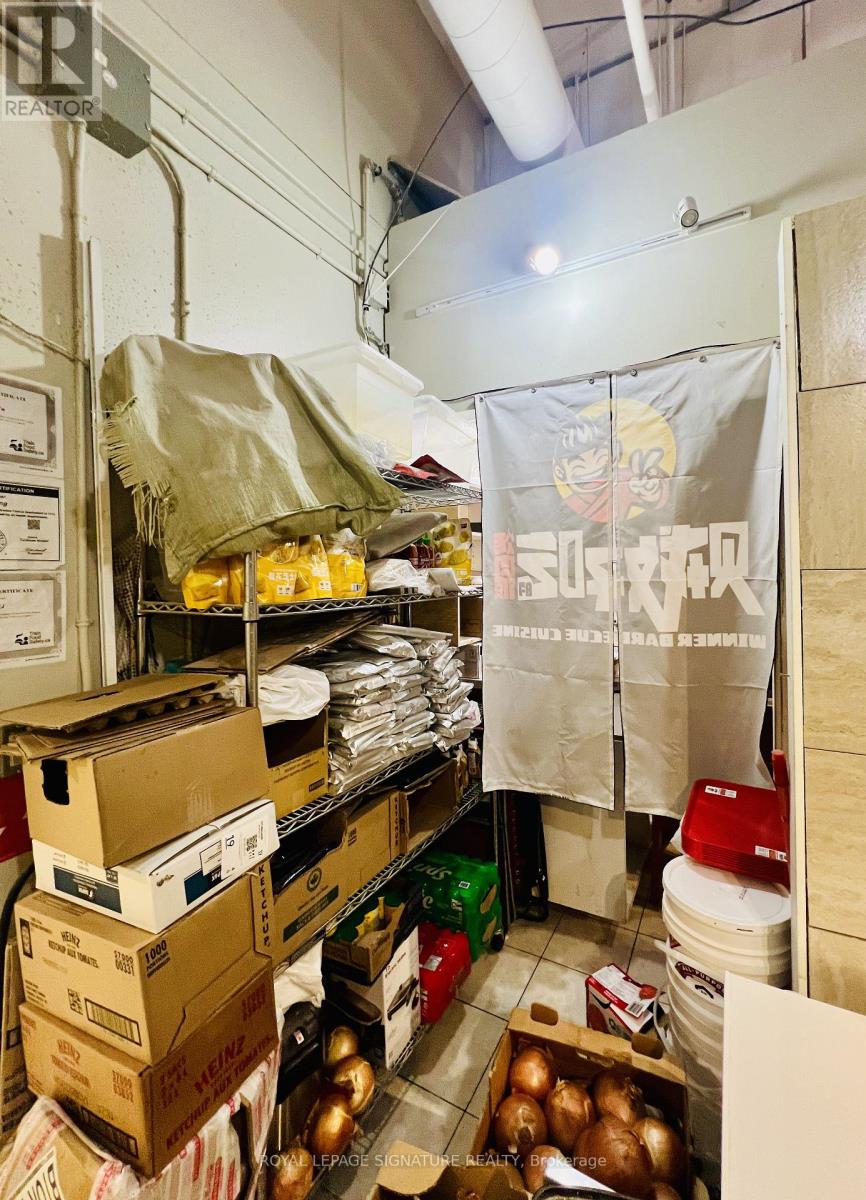 299 - 7181 Yonge Street, Markham, Ontario  L3T 0C7 - Photo 7 - N12931348