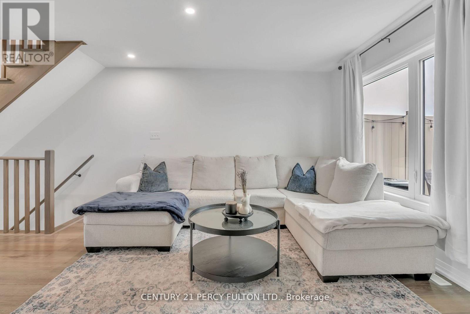 89 Fairlane Avenue, Barrie, Ontario  L9L 0M9 - Photo 14 - S12931320