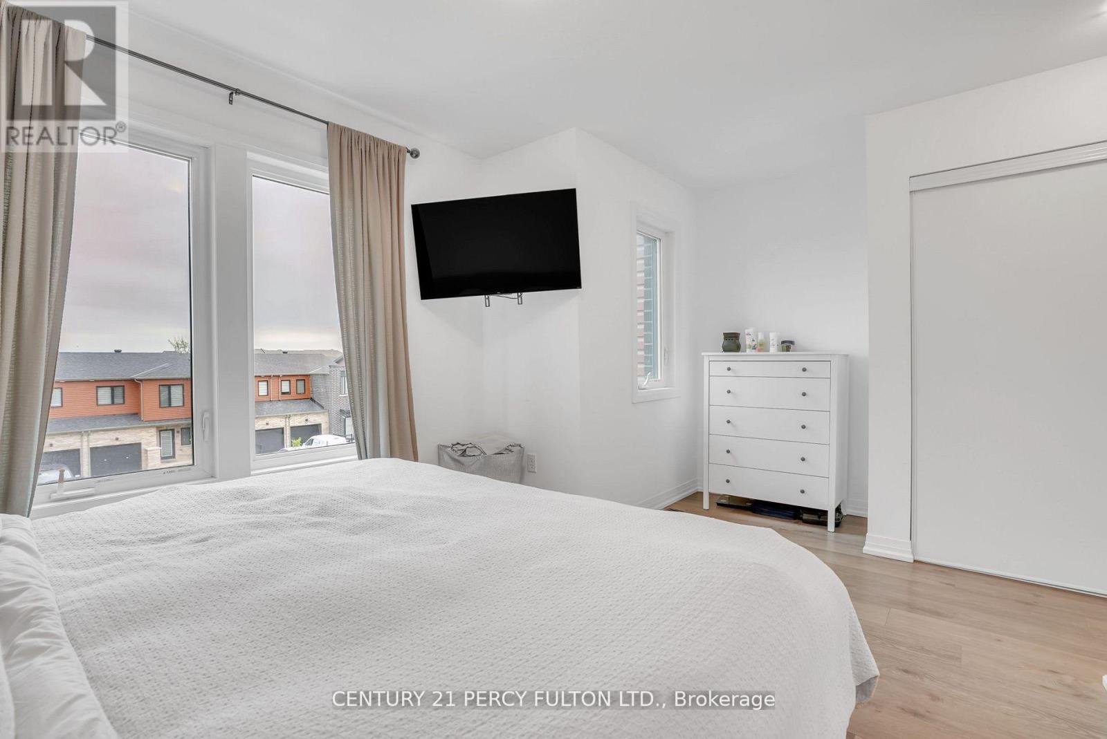 89 Fairlane Avenue, Barrie, Ontario  L9L 0M9 - Photo 23 - S12931320