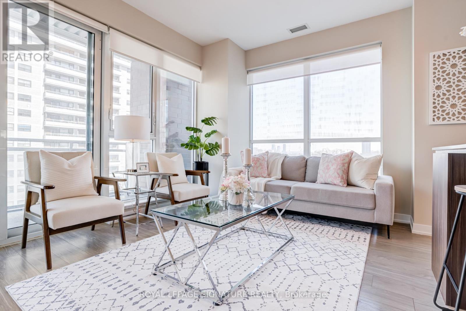 836 - 1830 Bloor Street W, Toronto, Ontario  M6P 0A2 - Photo 12 - W12931304