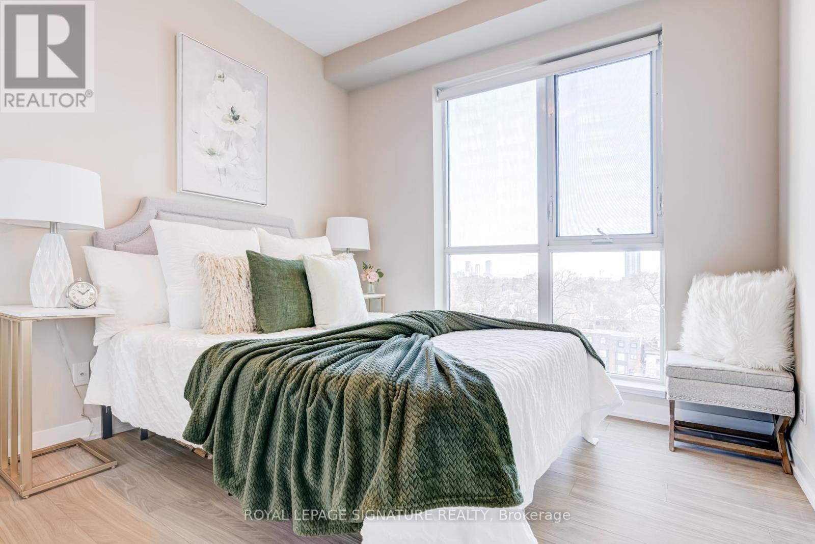 836 - 1830 Bloor Street W, Toronto, Ontario  M6P 0A2 - Photo 16 - W12931304