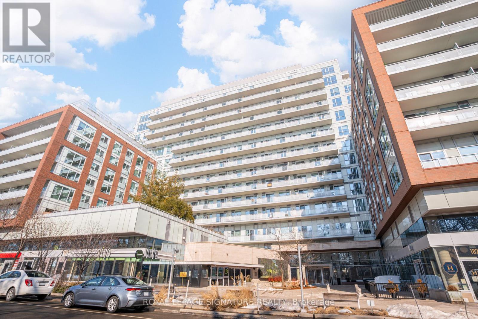 836 - 1830 Bloor Street W, Toronto, Ontario  M6P 0A2 - Photo 2 - W12931304