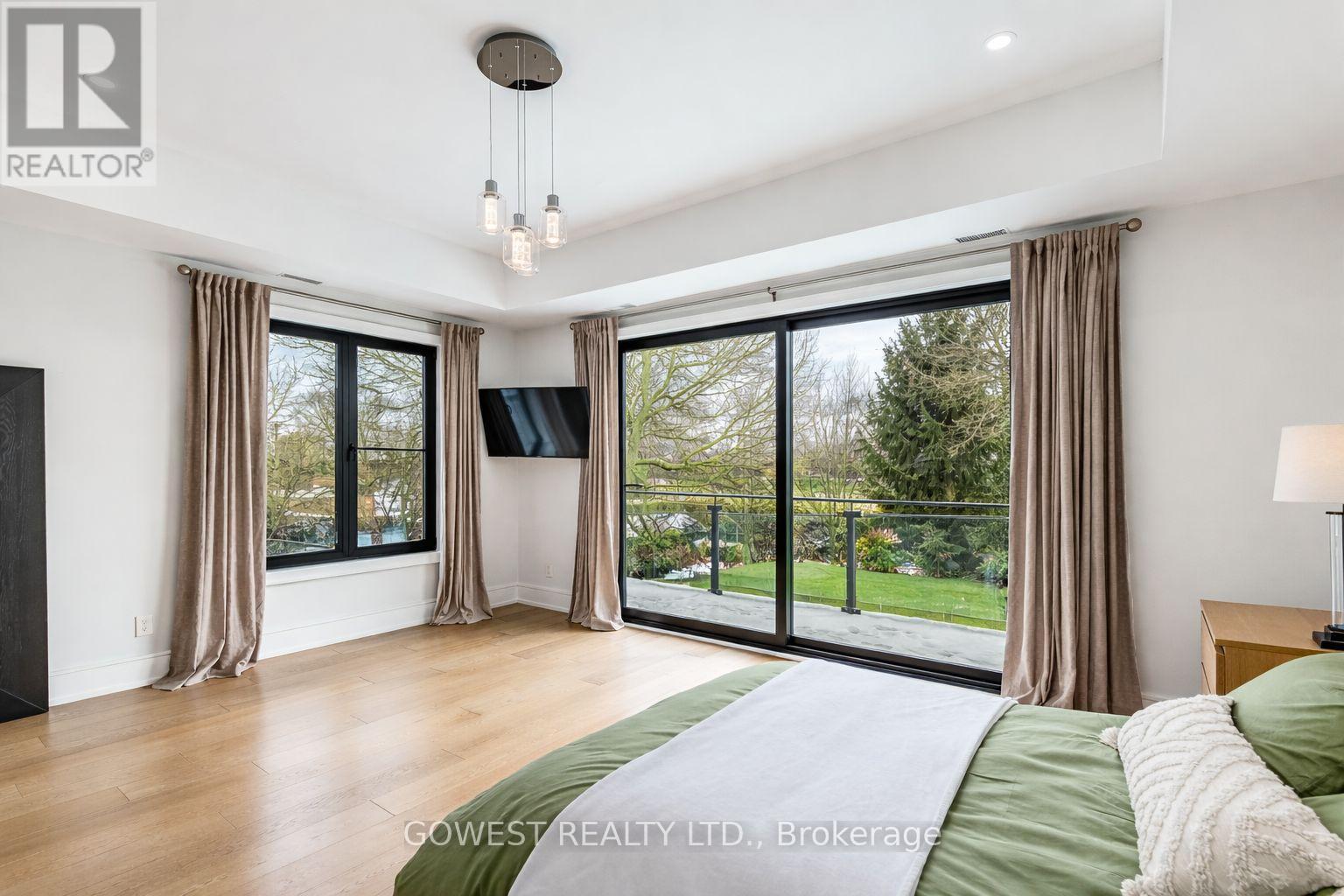 402 Niar Avenue, Mississauga, Ontario  L5G 1W3 - Photo 26 - W12931328