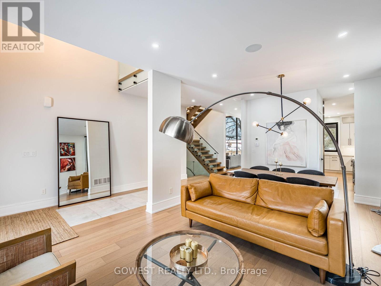 402 Niar Avenue, Mississauga, Ontario  L5G 1W3 - Photo 8 - W12931328