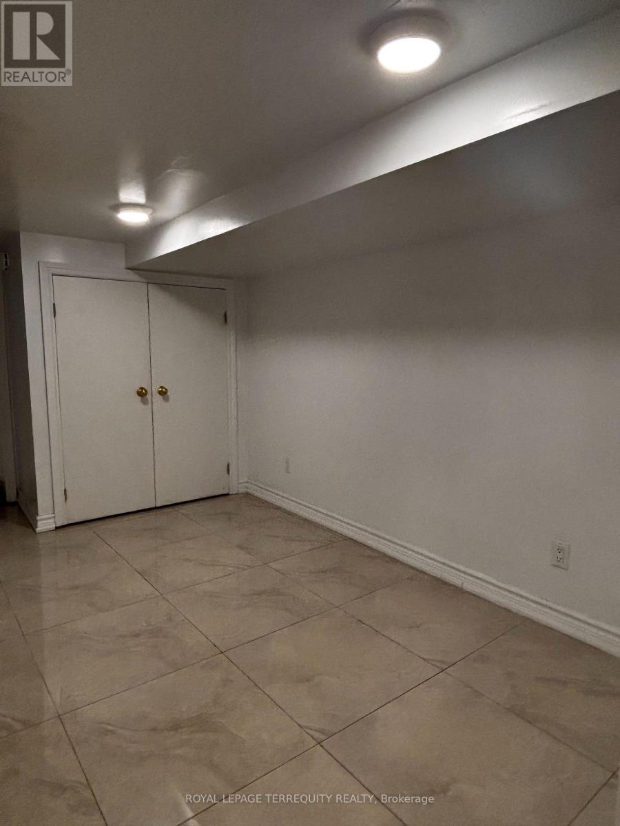 Basement - 433 Symington Avenue, Toronto, Ontario  M6N 2W4 - Photo 8 - W12931346