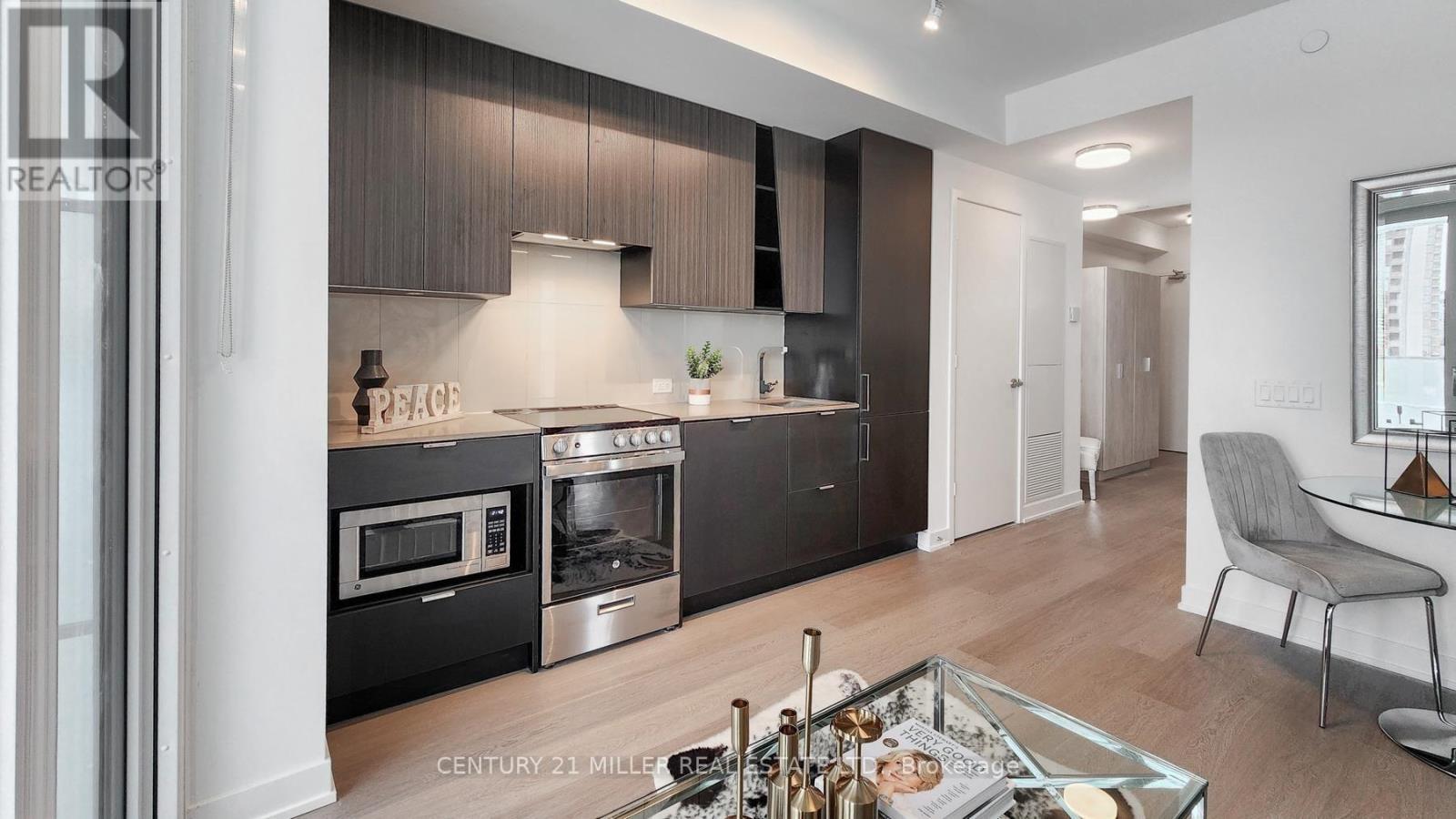 911 - 3883 Quartz Road, Mississauga, Ontario  L5B 4M6 - Photo 4 - W12931356