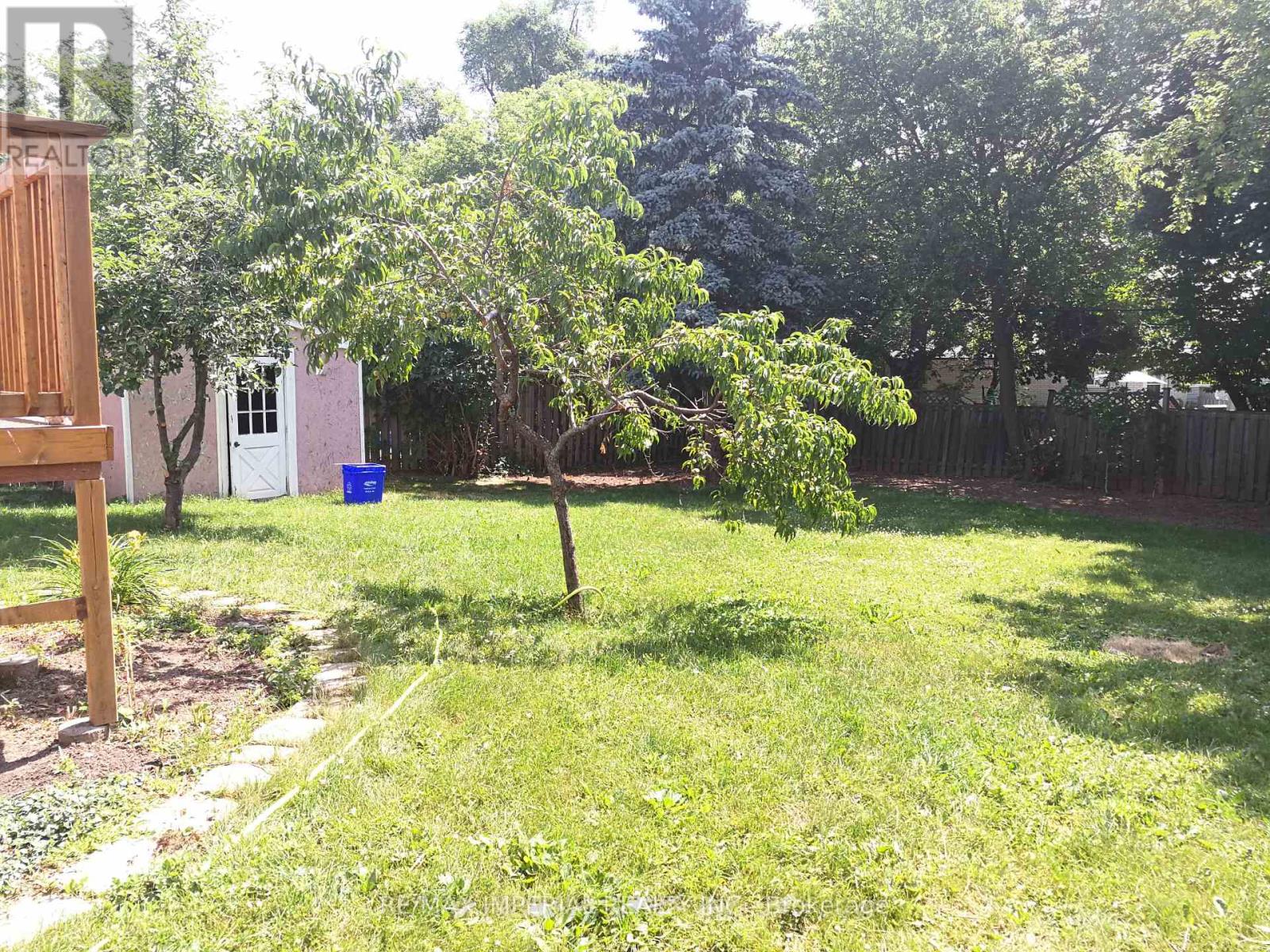 22 Miller Road, Oakville, Ontario  L6H 1J6 - Photo 11 - W12931370